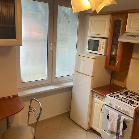 Apartament Przy Stadionie Appartamento Tychy Esterno foto